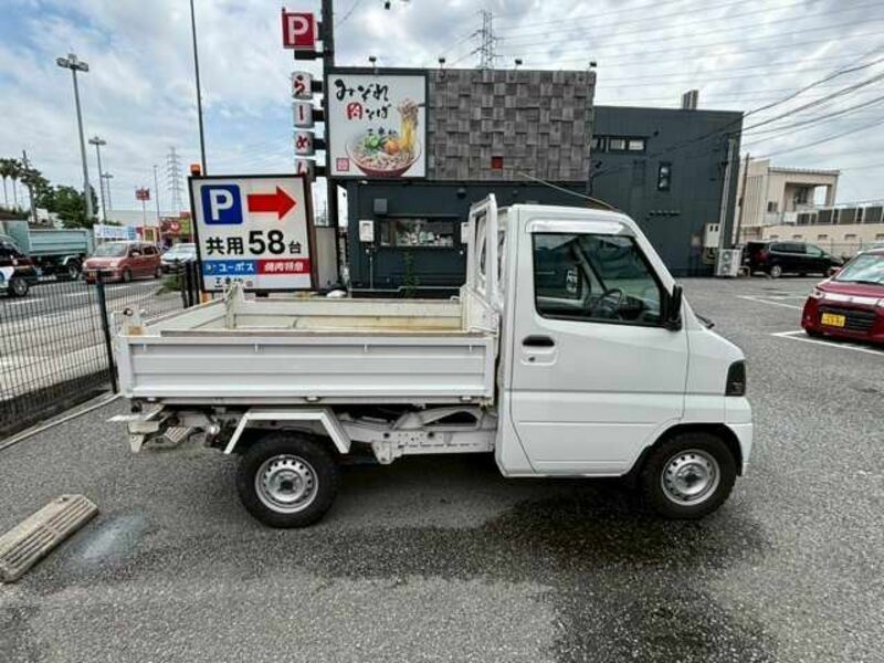 MINICAB TRUCK