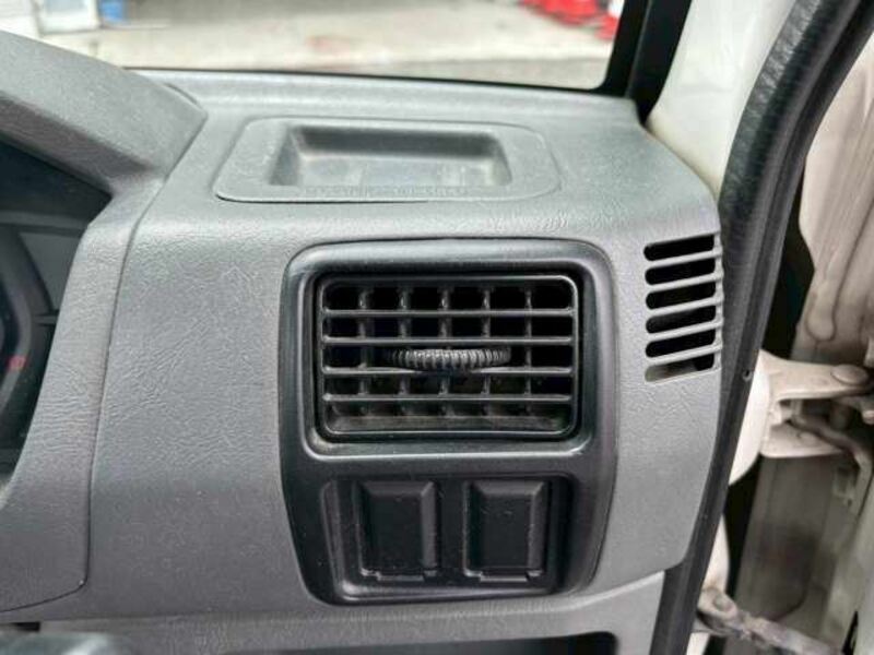 MINICAB TRUCK