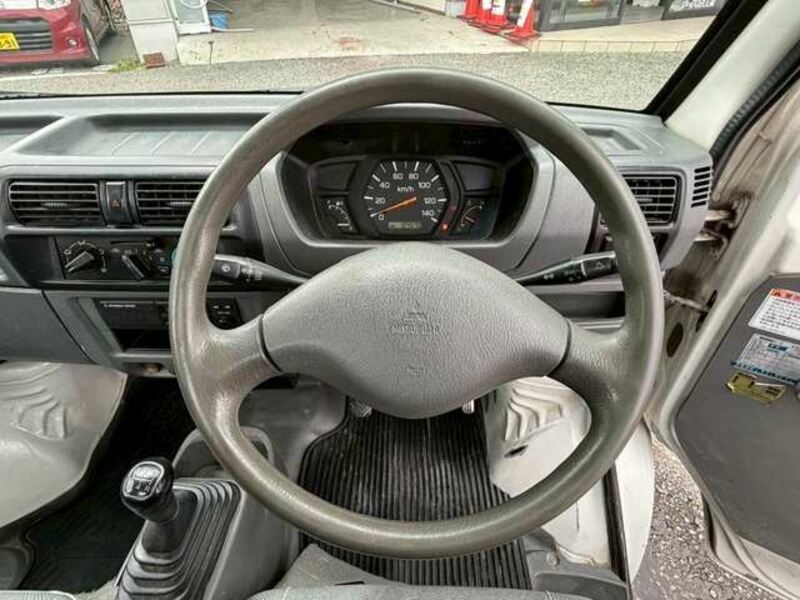 MINICAB TRUCK