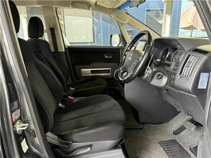 DELICA D5
