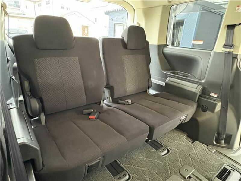 DELICA D5