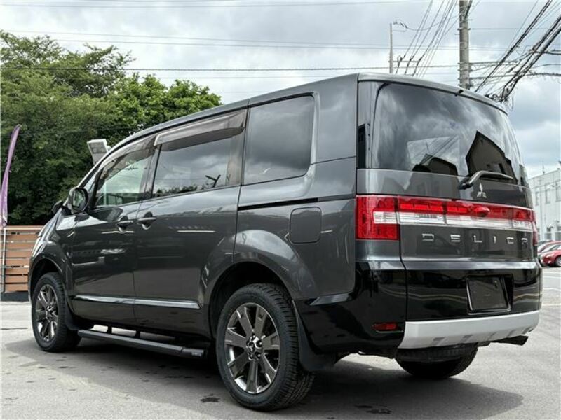 DELICA D5