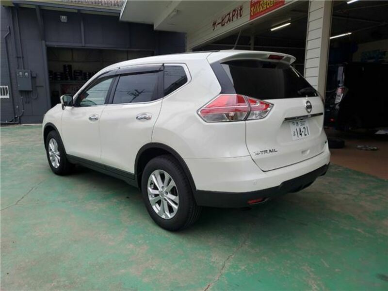 X-TRAIL
