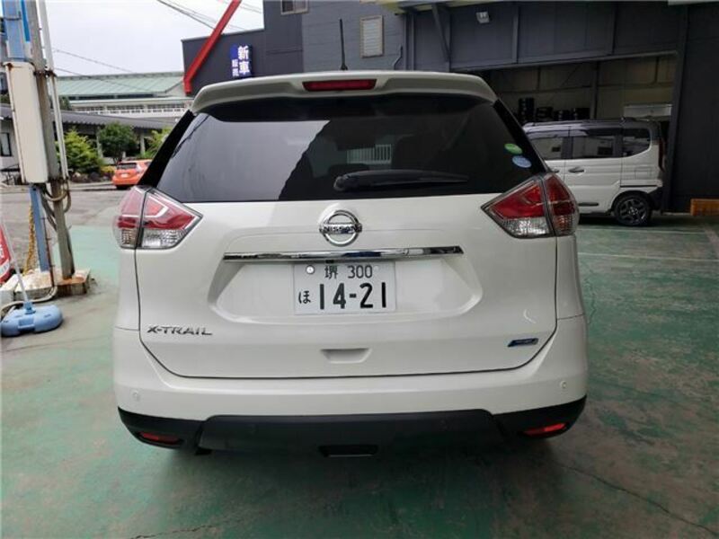 X-TRAIL