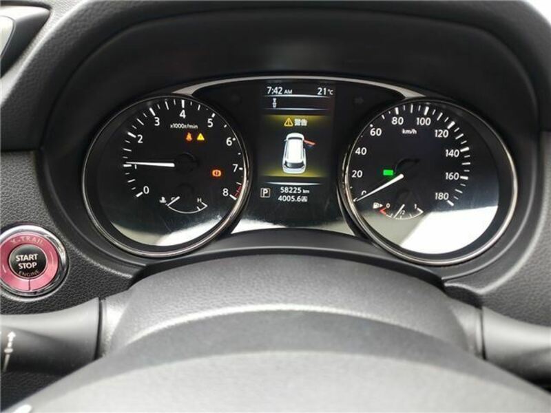 X-TRAIL