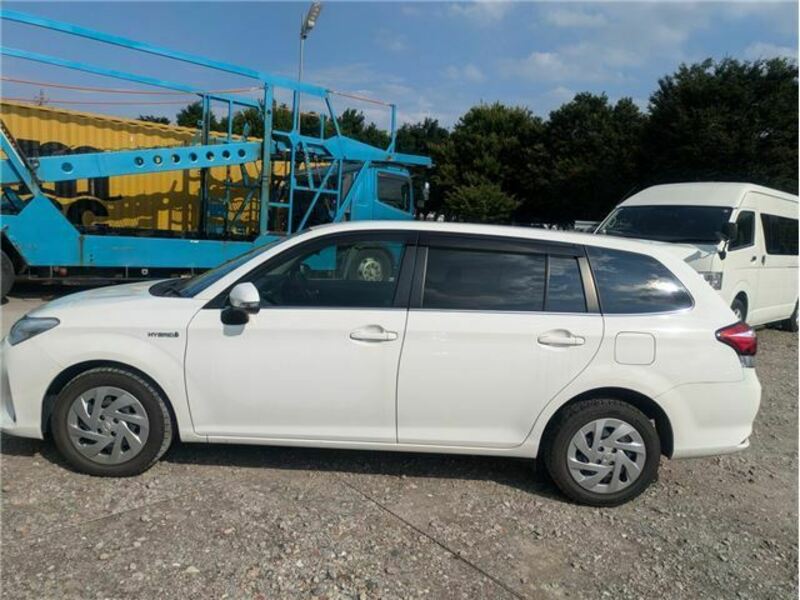 COROLLA FIELDER