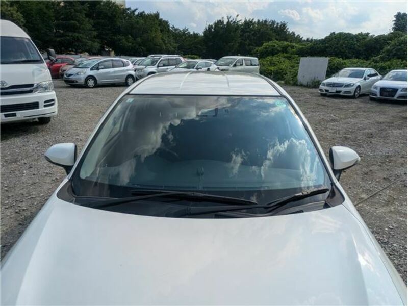 COROLLA FIELDER