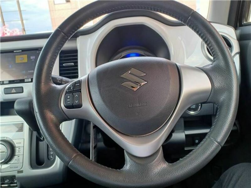 HUSTLER