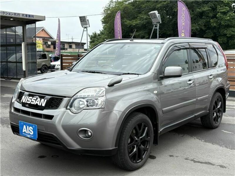X-TRAIL