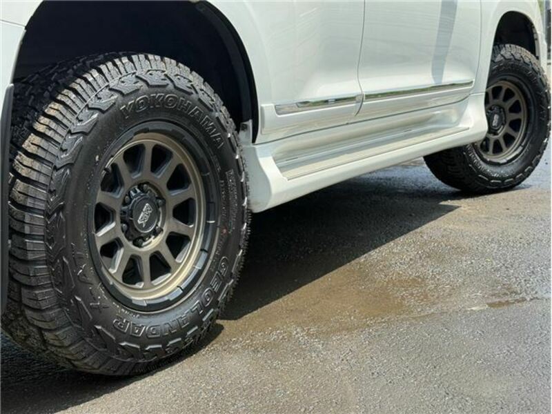LAND CRUISER PRADO