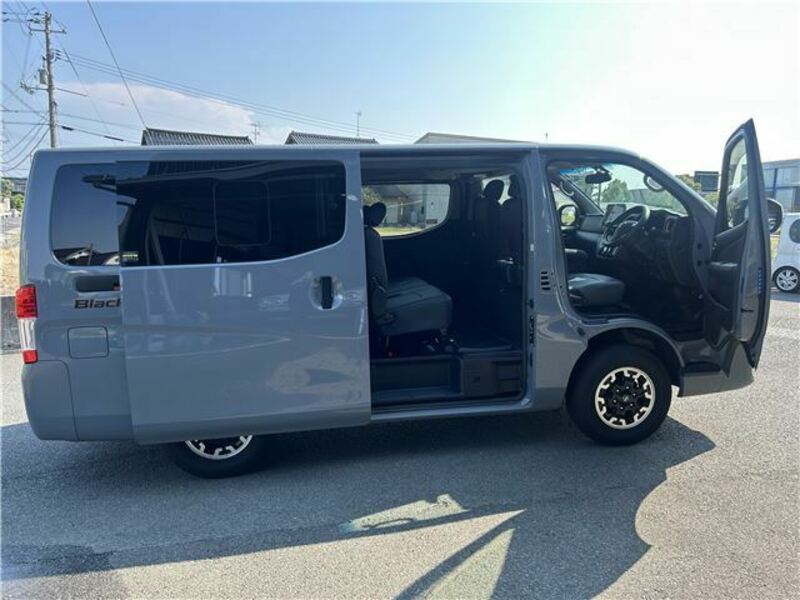 NV350 CARAVAN