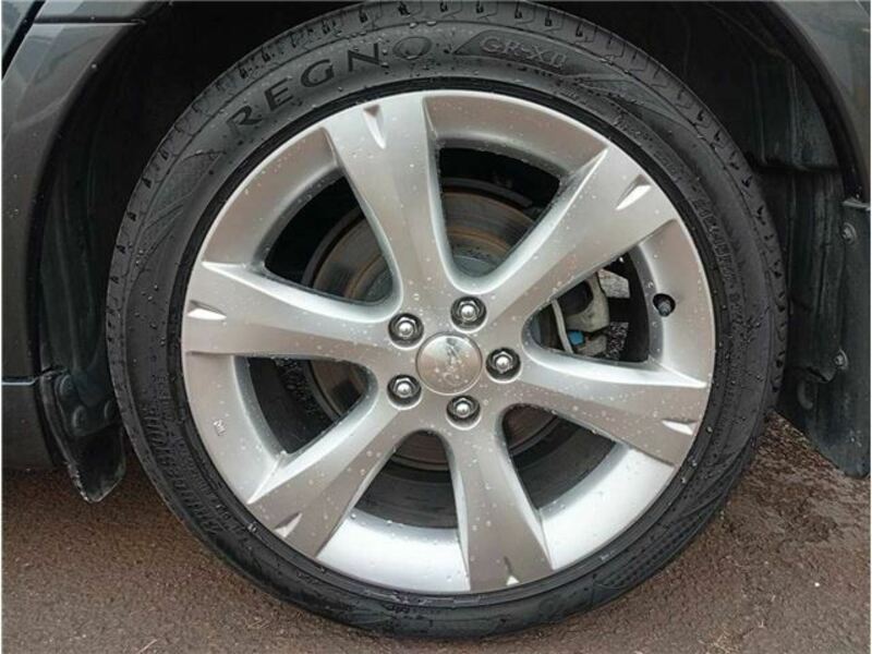 LEGACY B4