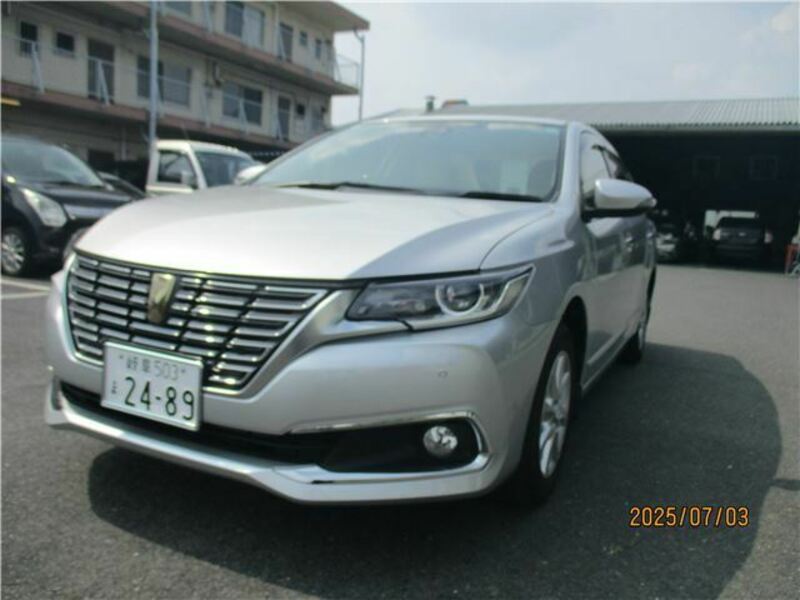 TOYOTA PREMIO