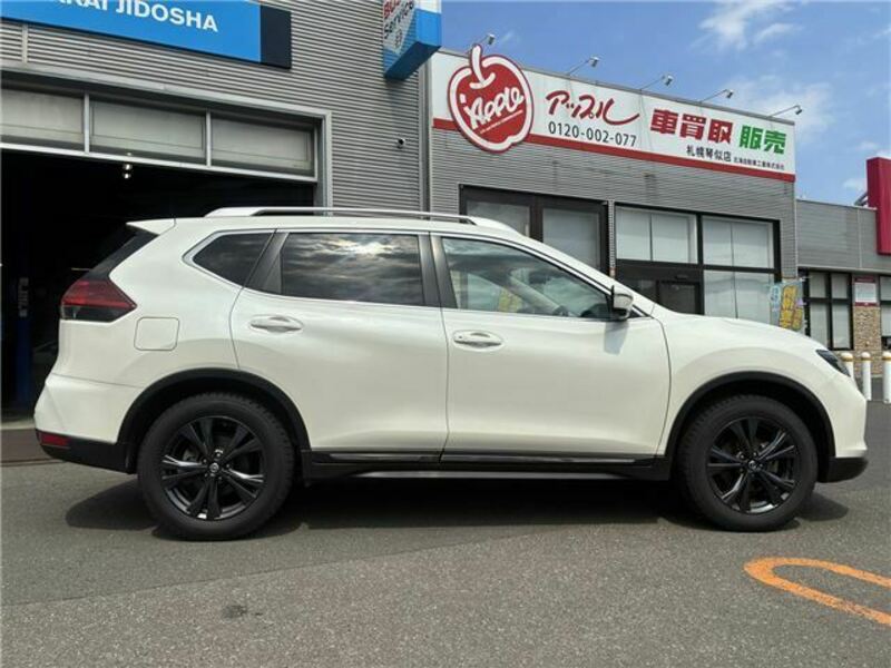 X-TRAIL