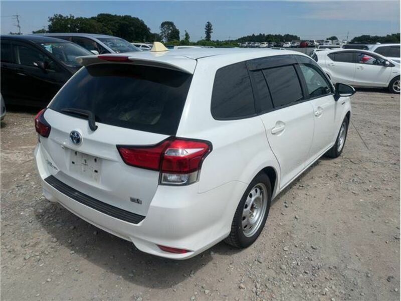 COROLLA FIELDER
