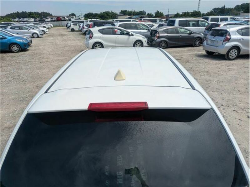 COROLLA FIELDER