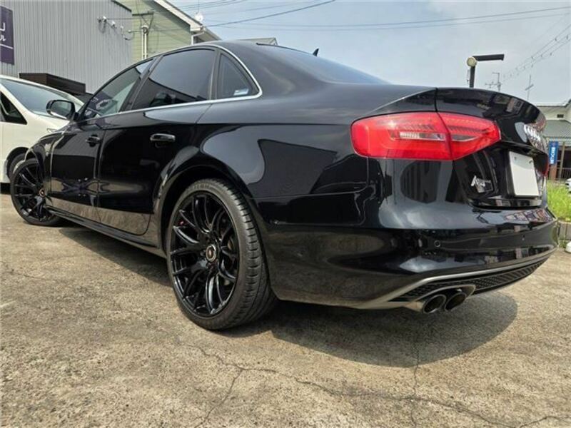 A4