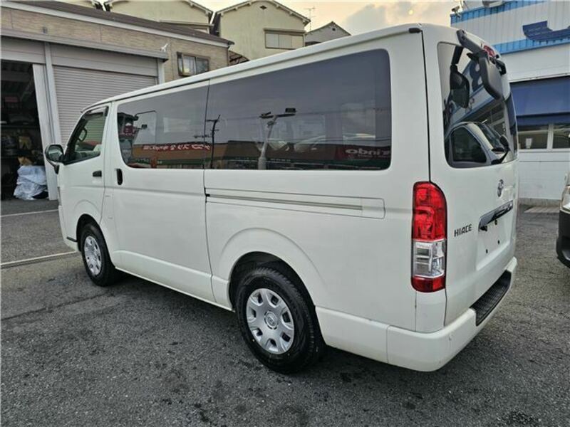 HIACE VAN