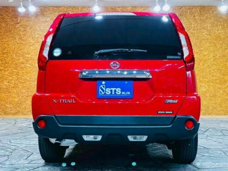X-TRAIL