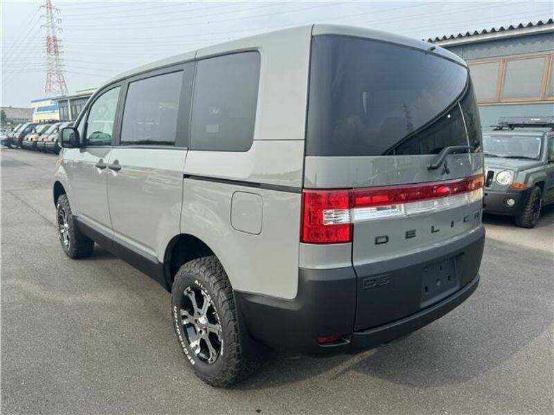DELICA D5