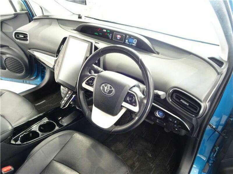 PRIUS PHV