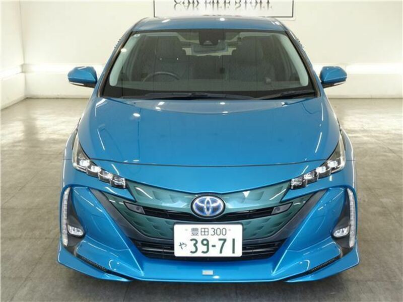 PRIUS PHV
