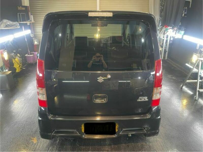 WAGON R