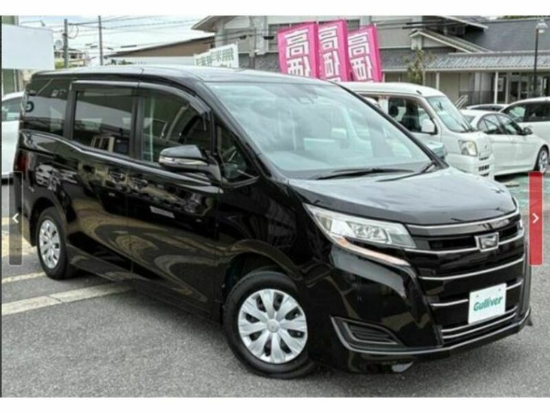 TOYOTA NOAH
