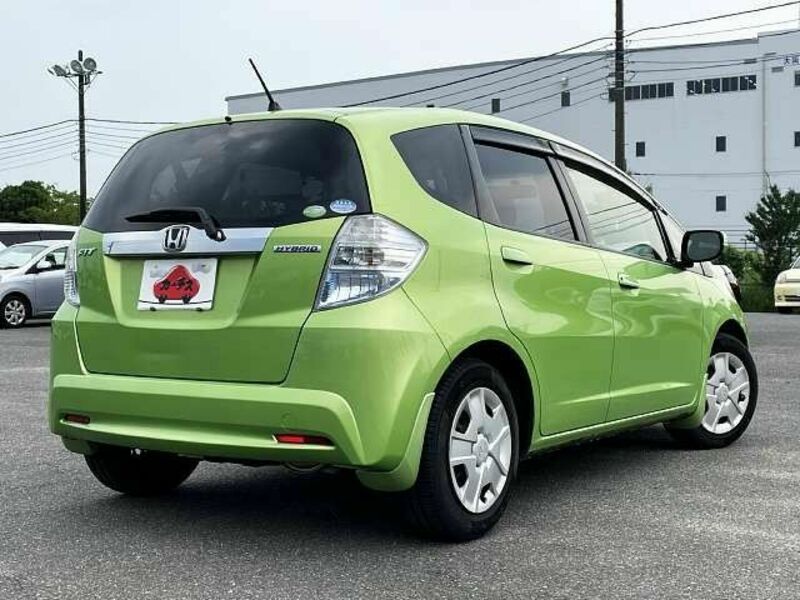FIT HYBRID