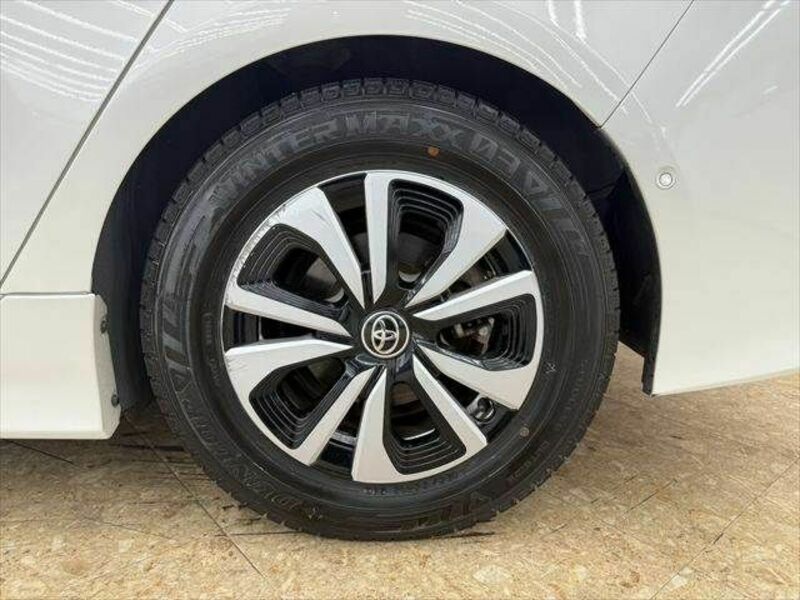 PRIUS PHV