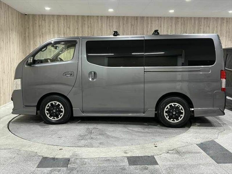 NV350 CARAVAN