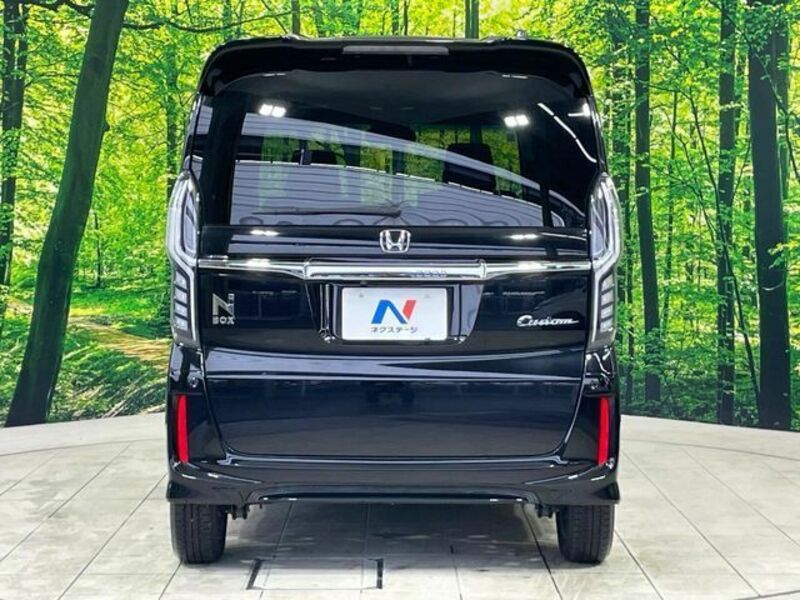 N BOX CUSTOM