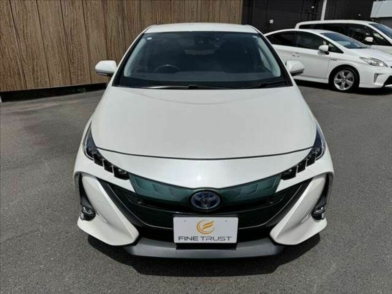 PRIUS PHV
