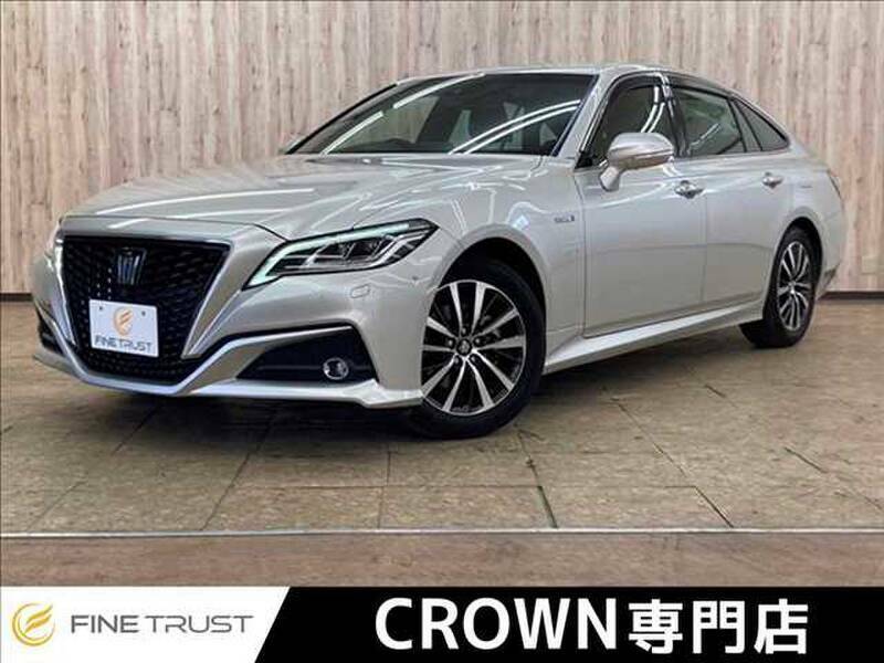 TOYOTA CROWN