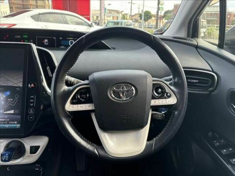 PRIUS PHV