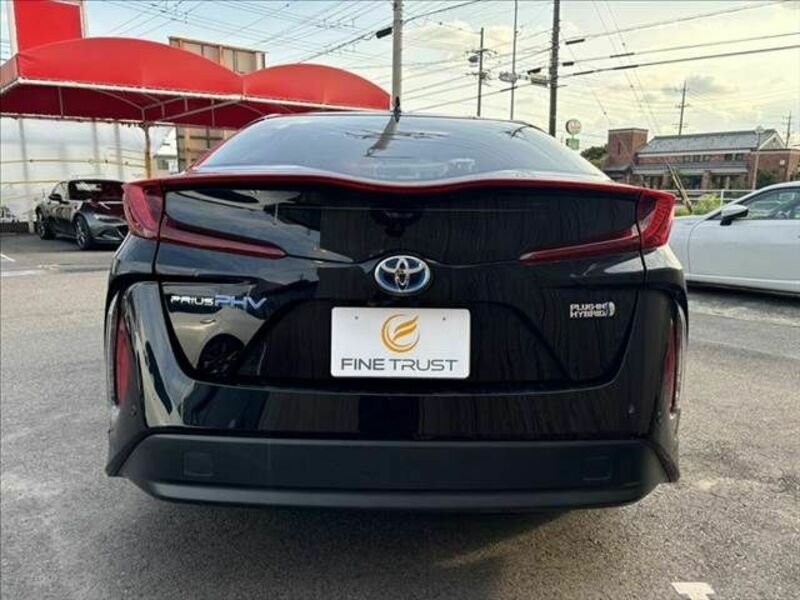 PRIUS PHV