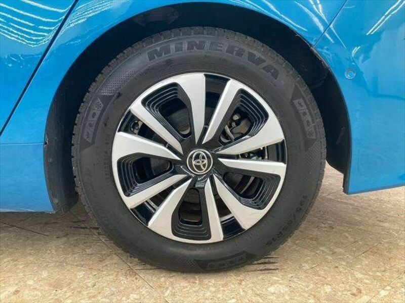 PRIUS PHV