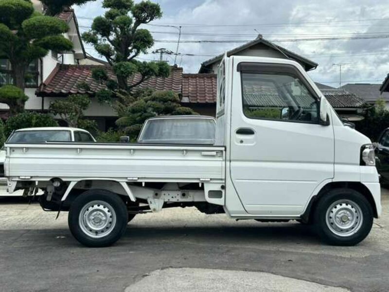 MINICAB TRUCK