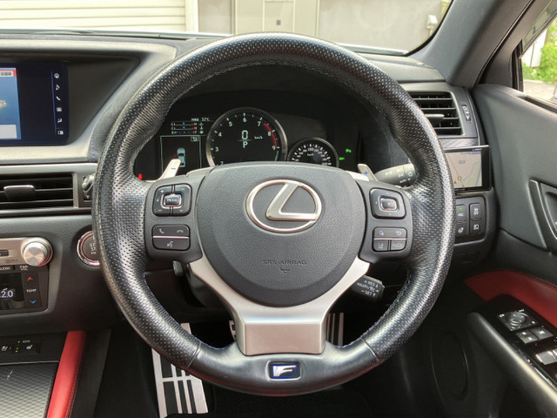 GS F