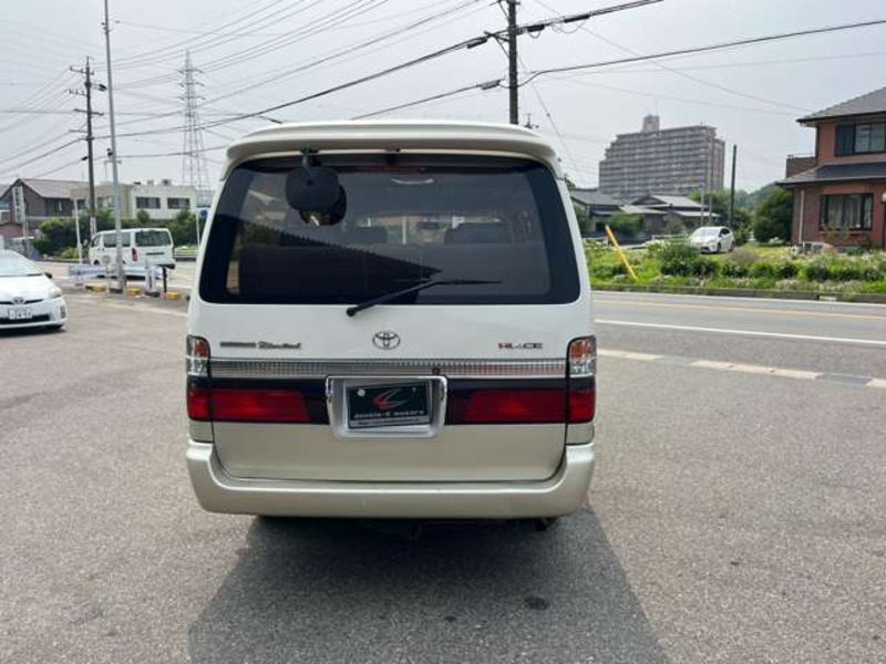 HIACE
