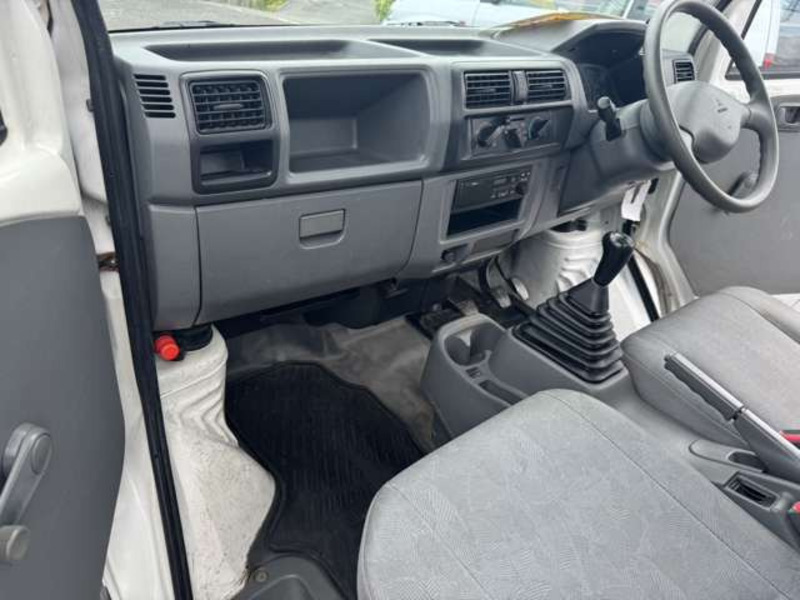 MINICAB TRUCK