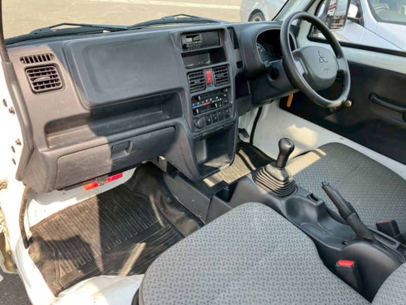 MINICAB TRUCK