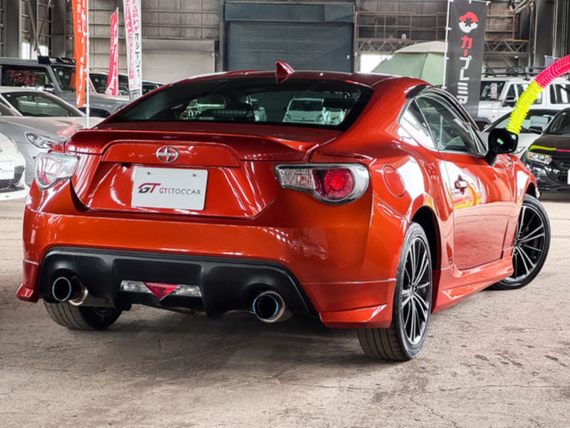 86