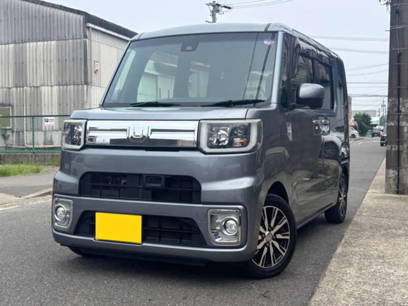 DAIHATSU WAKE