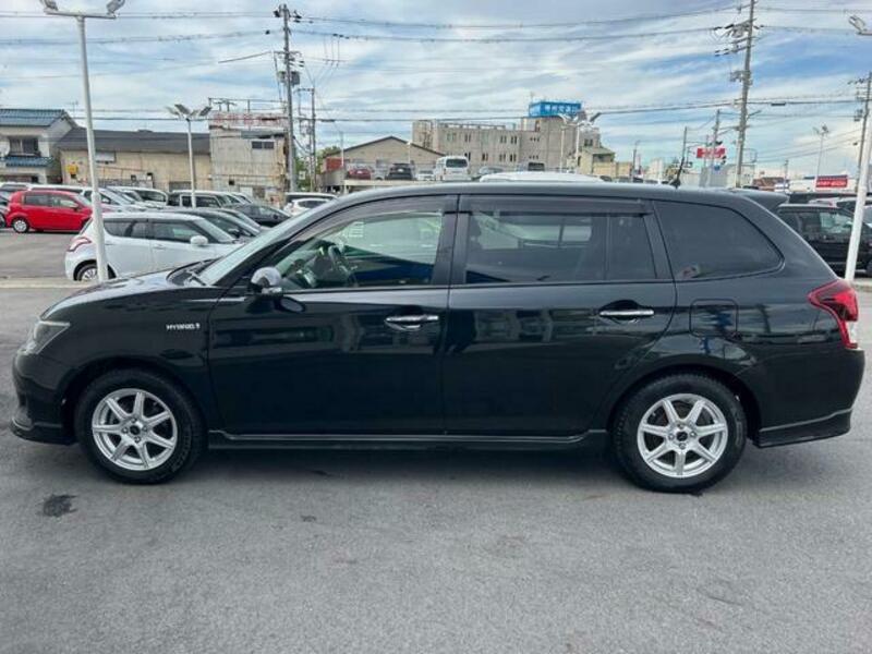 COROLLA FIELDER