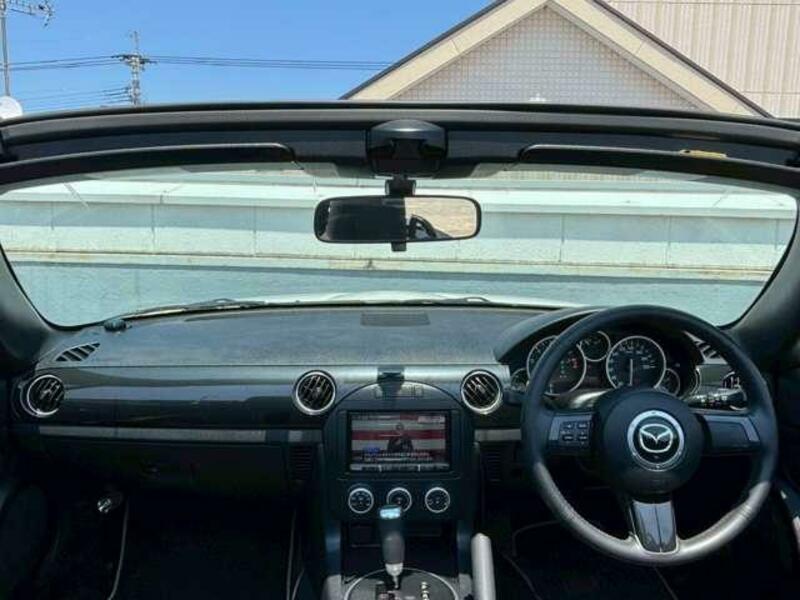 ROADSTER