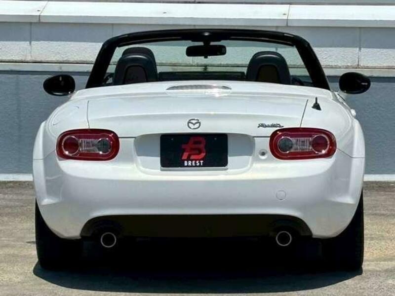 ROADSTER