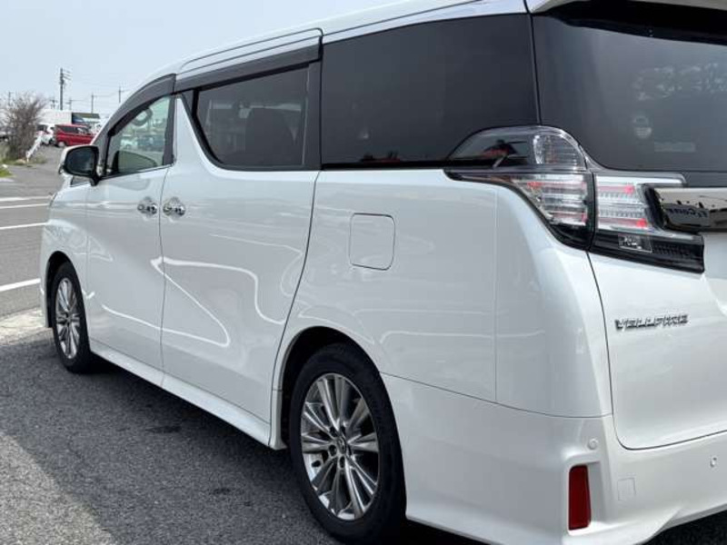 VELLFIRE