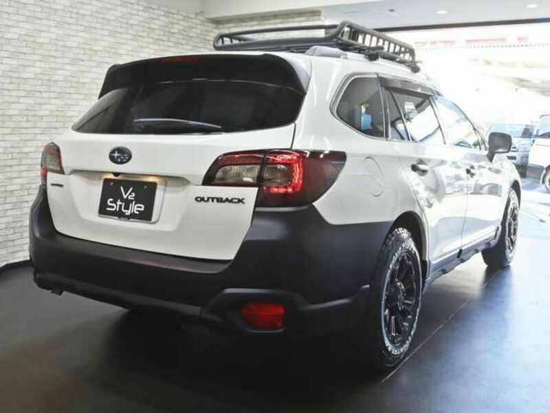 LEGACY OUTBACK