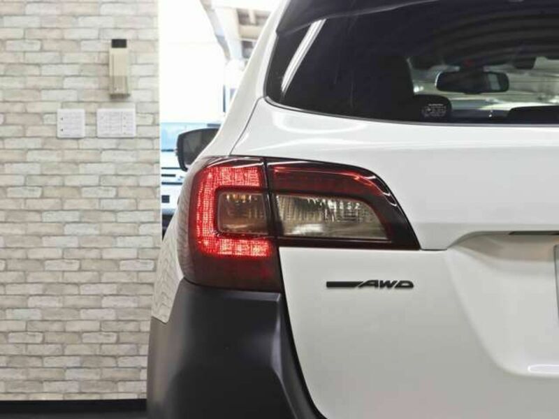 LEGACY OUTBACK